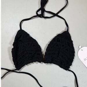 NWT RUMER The Label Black Crochet Triangle Top‎ Size Medium